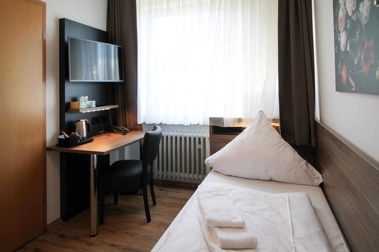 Center Hotel